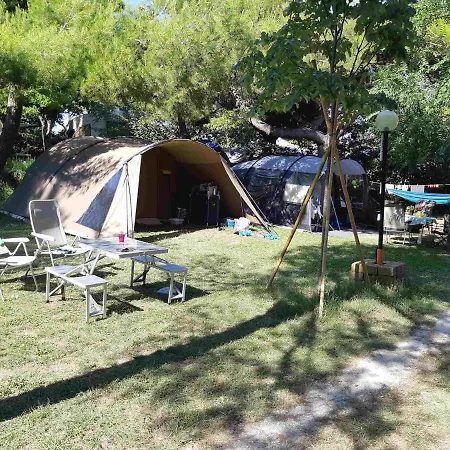 Paradiso キャンプ場 ペザロ